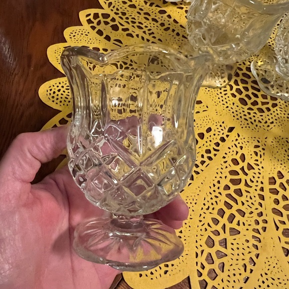 Vintage set of 4 Clear footed Votive Candleholder - Picture 4 of 4